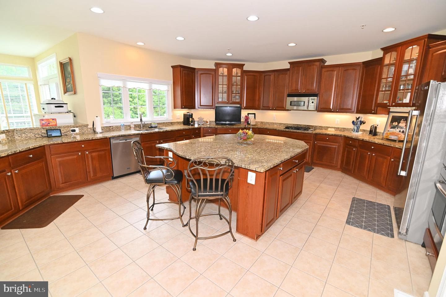 301 Lismore Drive photo 54