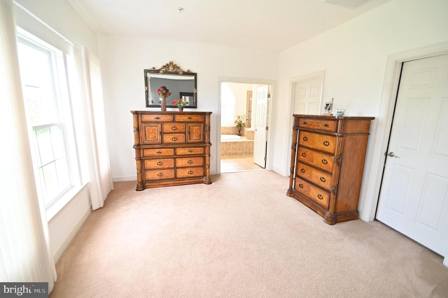 301 Lismore Drive photo 72