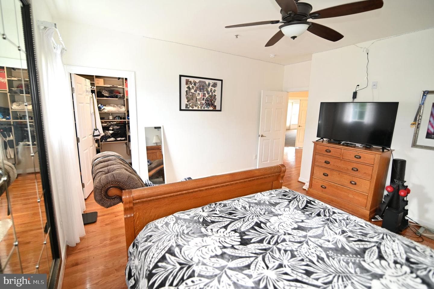 301 Lismore Drive photo 81