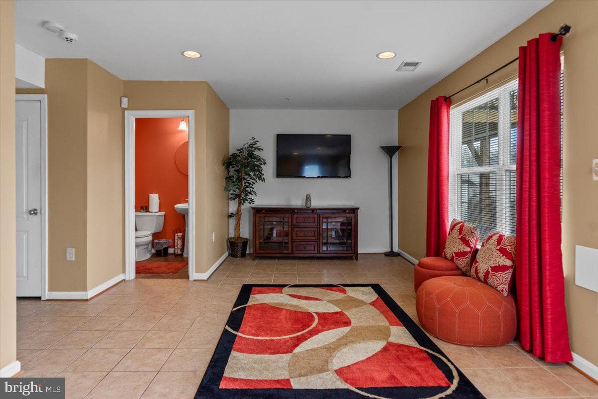 7109 Beissel Court photo 23