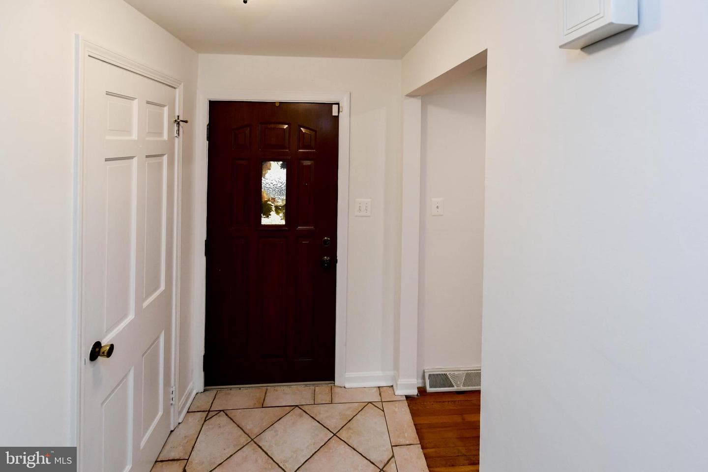 9706 Indian Princess Drive photo 34