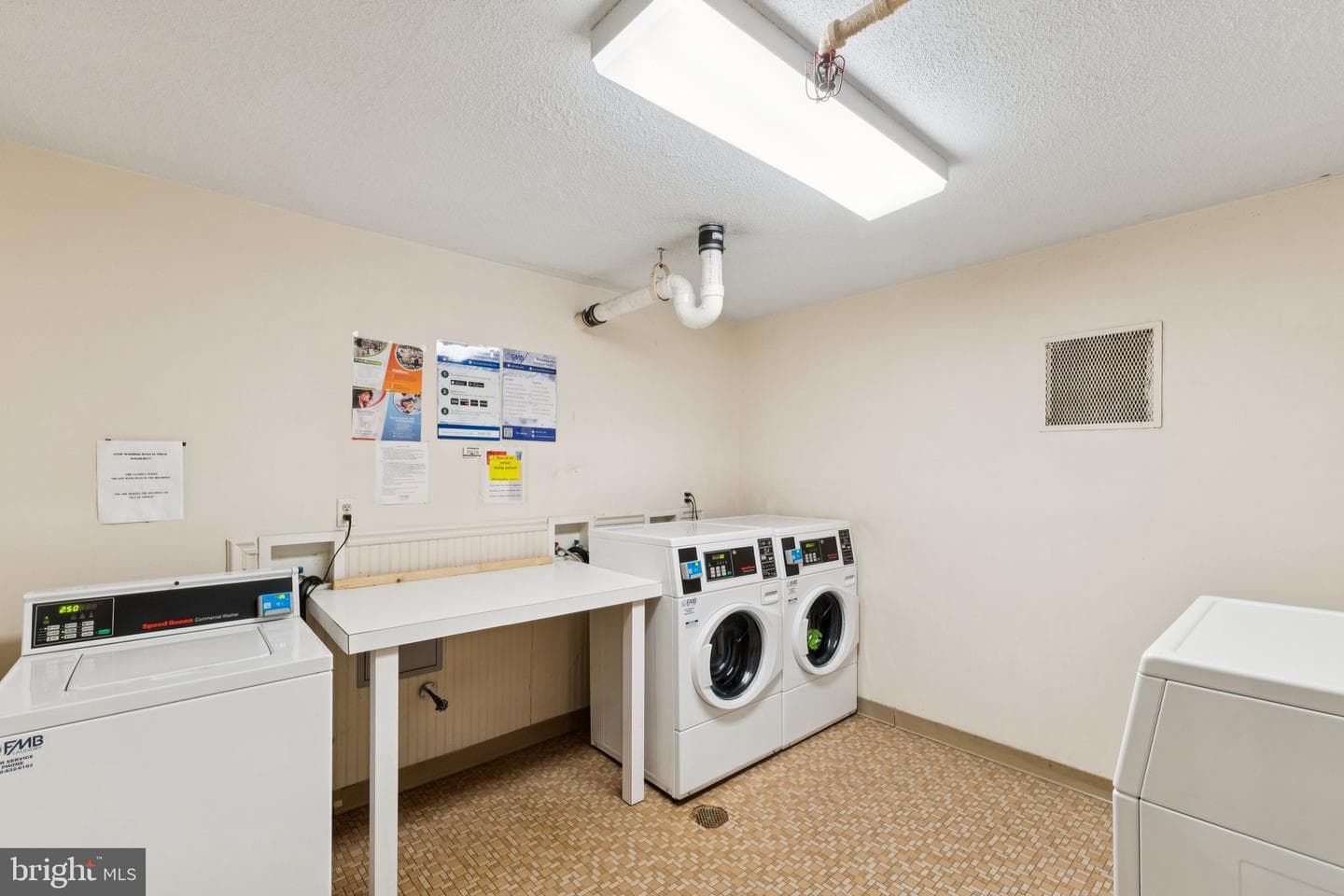 6100 Westchester Park Drive #506 photo 21