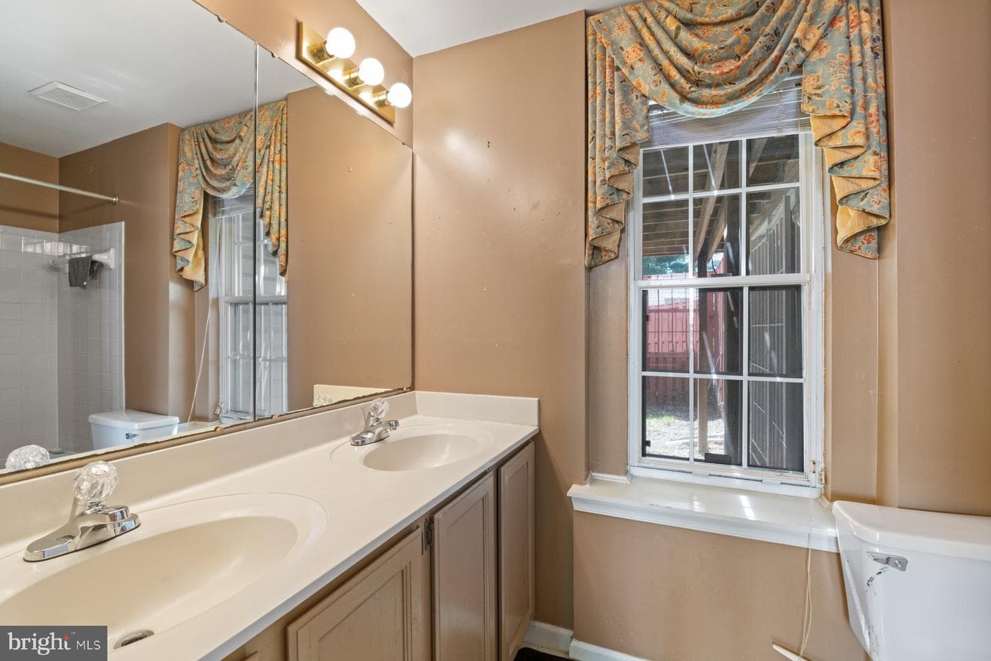 801 Millponds Drive photo 10