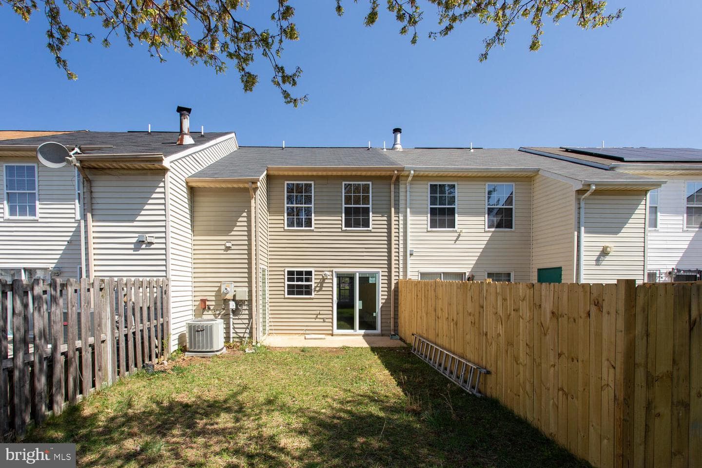 3504 Princess Caroline Court photo 3