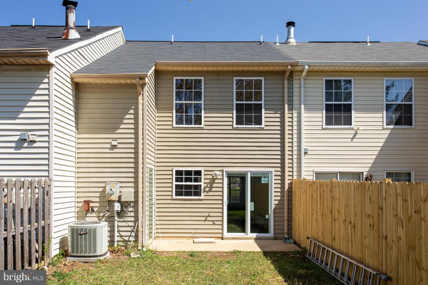 3504 Princess Caroline Court photo 4