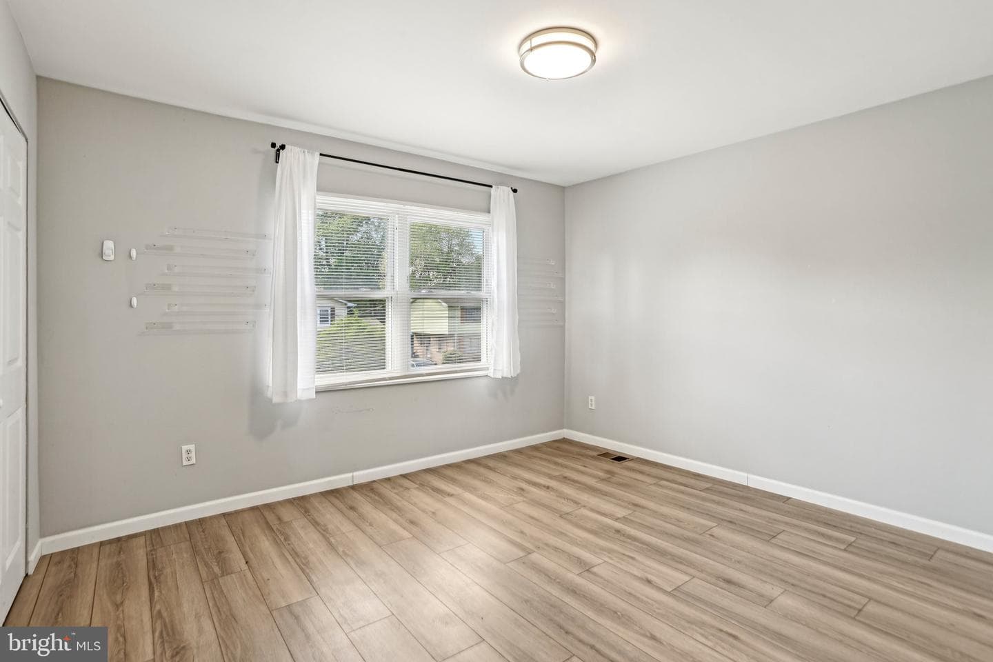 3509 Tyrol Drive photo 20
