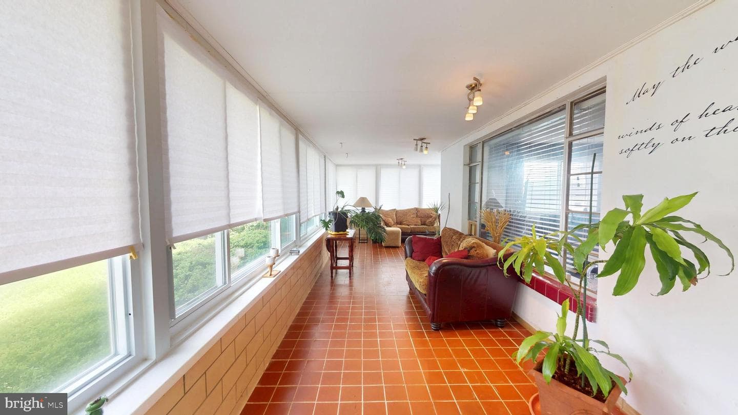 6103 Manor Road photo 38