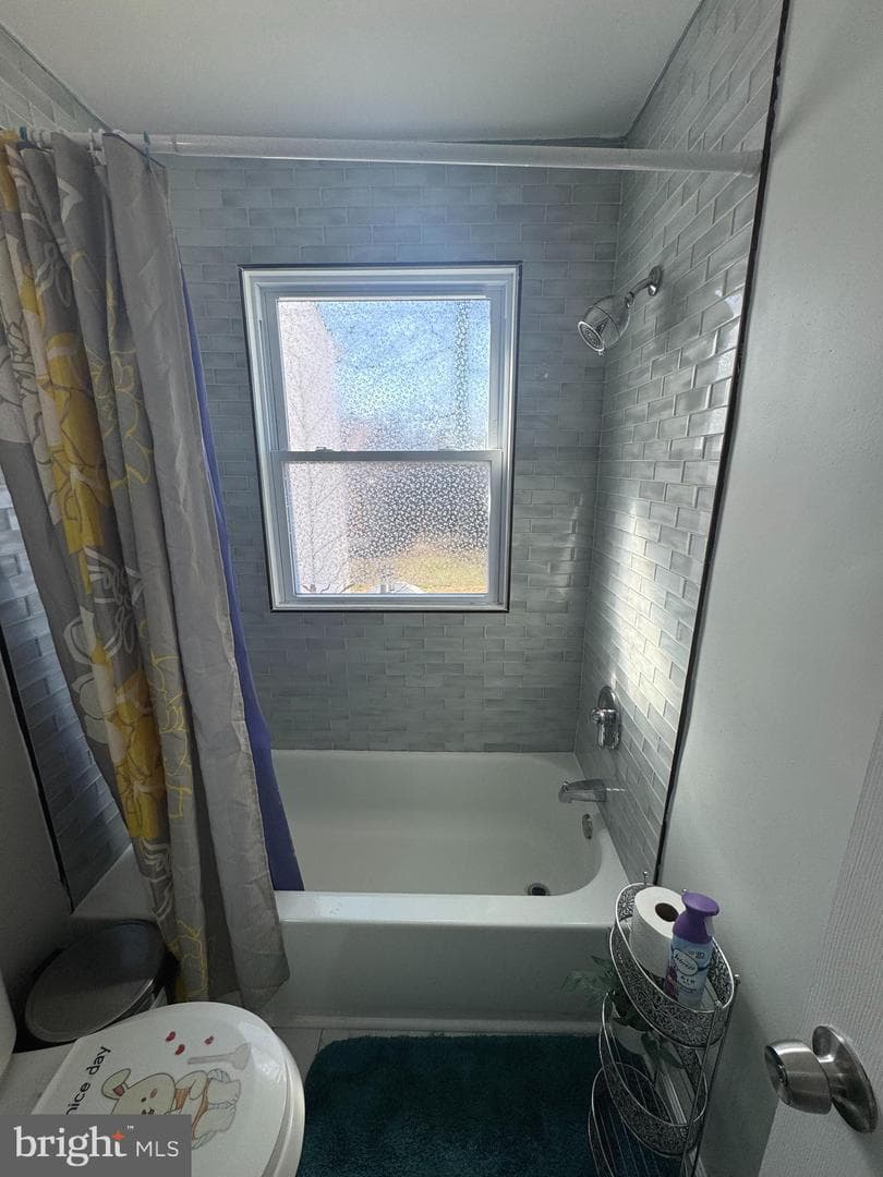 3207 Randall Road photo 9