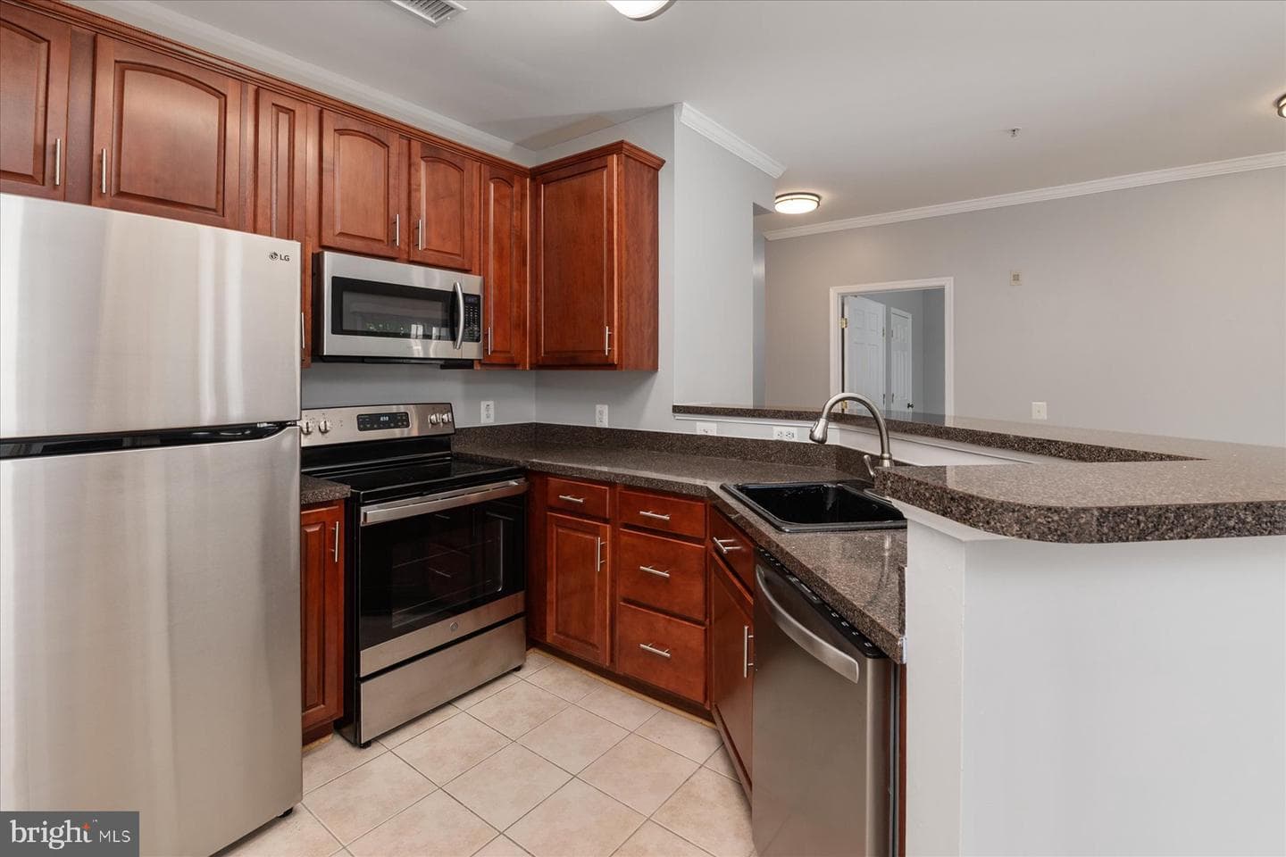 15618 Everglade Lane #306 photo 6
