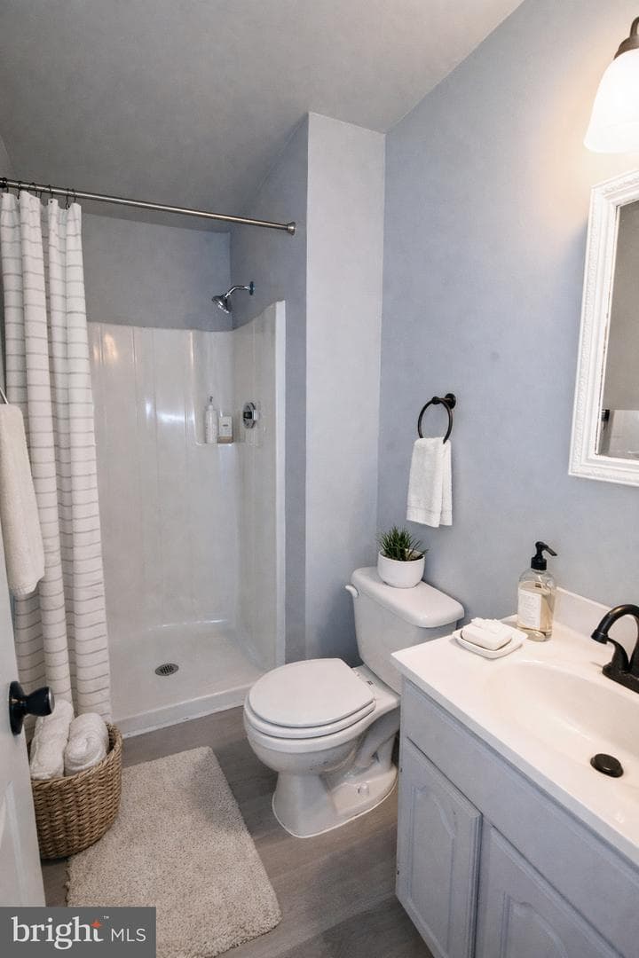 2223 Anvil Lane photo 4