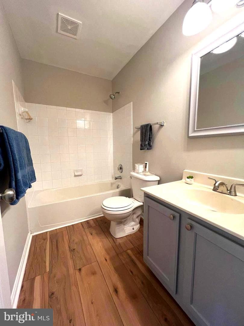 9751 Quiet Brook Lane photo 13