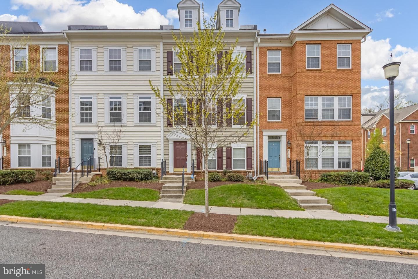 4240 Talmadge Circle photo 3