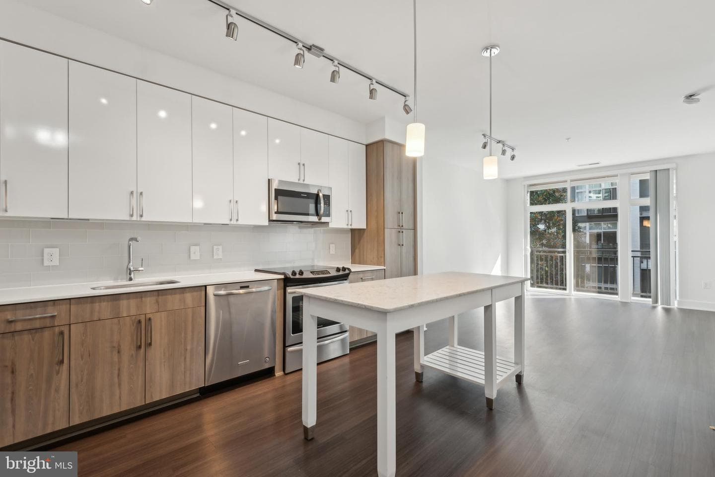 145 Riverhaven Drive #256 photo 3