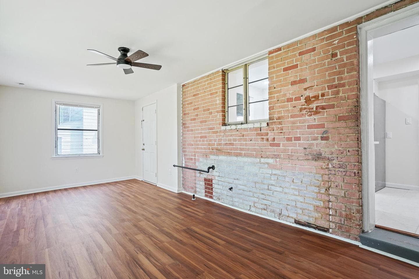 2305 Houston Street photo 17