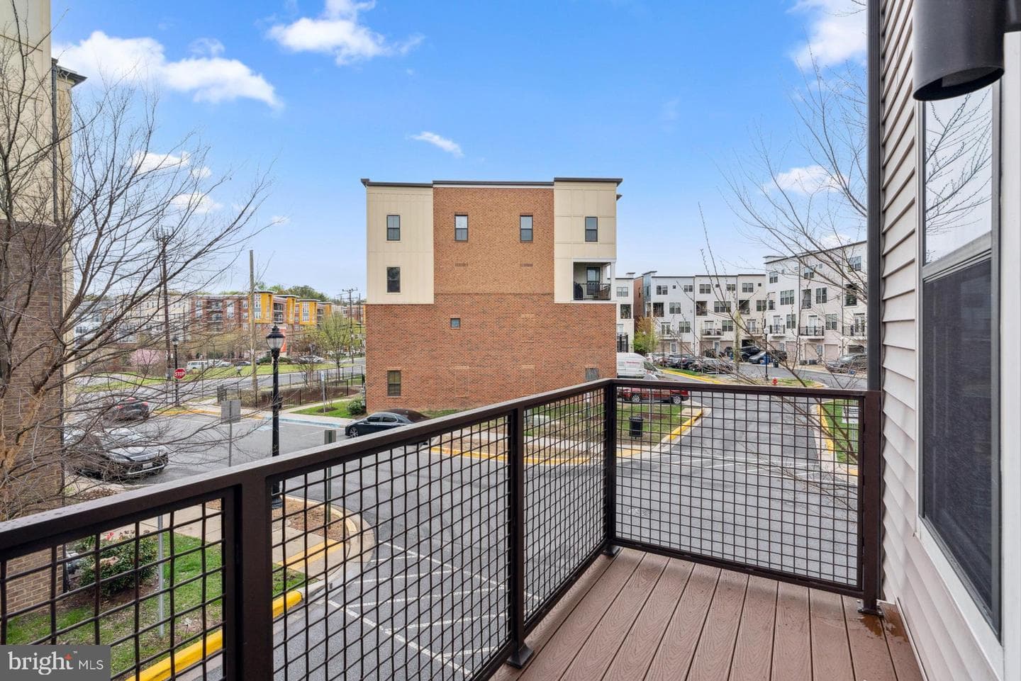 6211 Chronicle Street photo 10