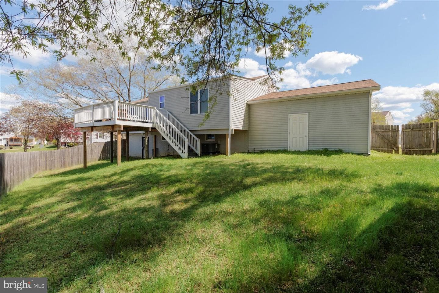 617 Castlewood Drive photo 36