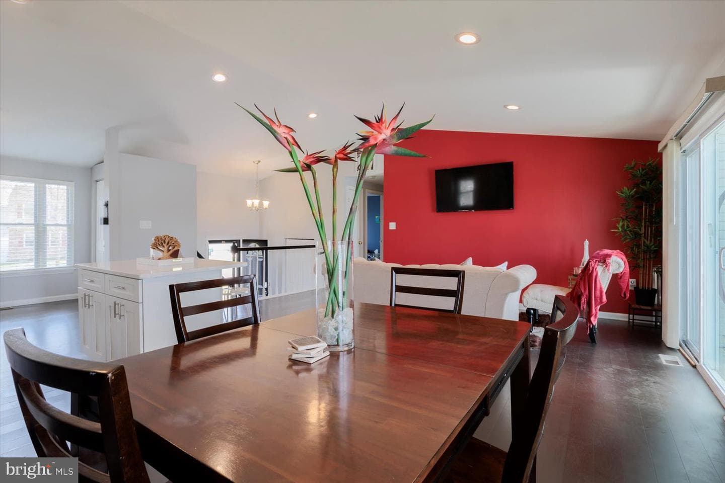 617 Castlewood Drive photo 8