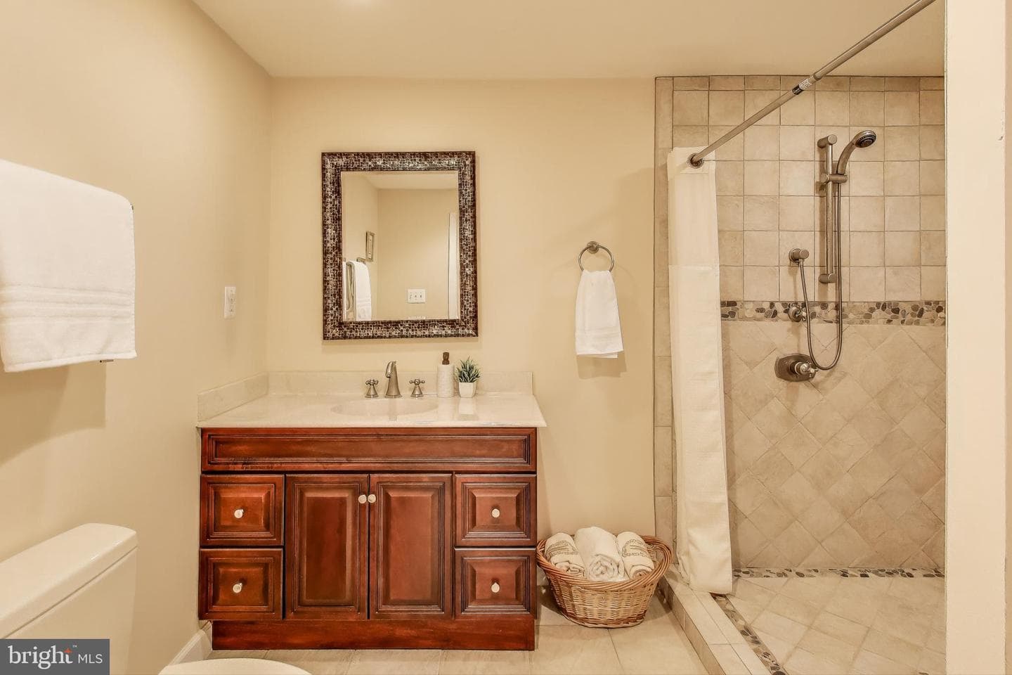 10107 Linford Terrace photo 37