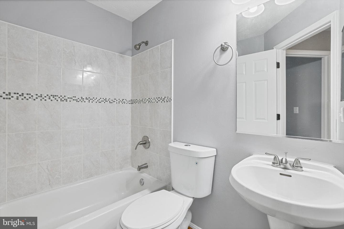 16143 Edenwood Drive photo 22
