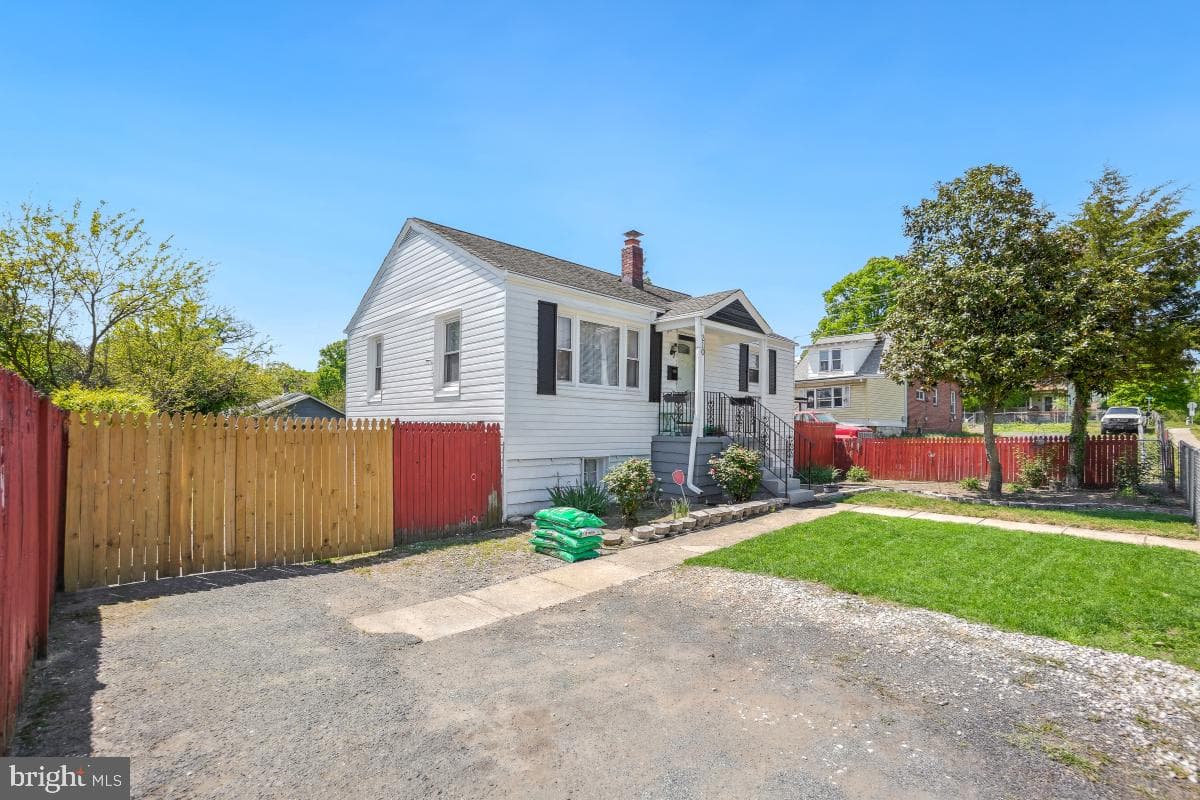 210 69th Street photo 2