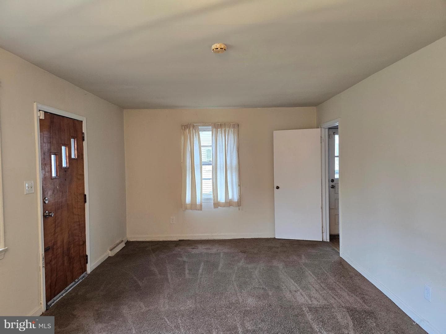 9709 Piscataway Road photo 2