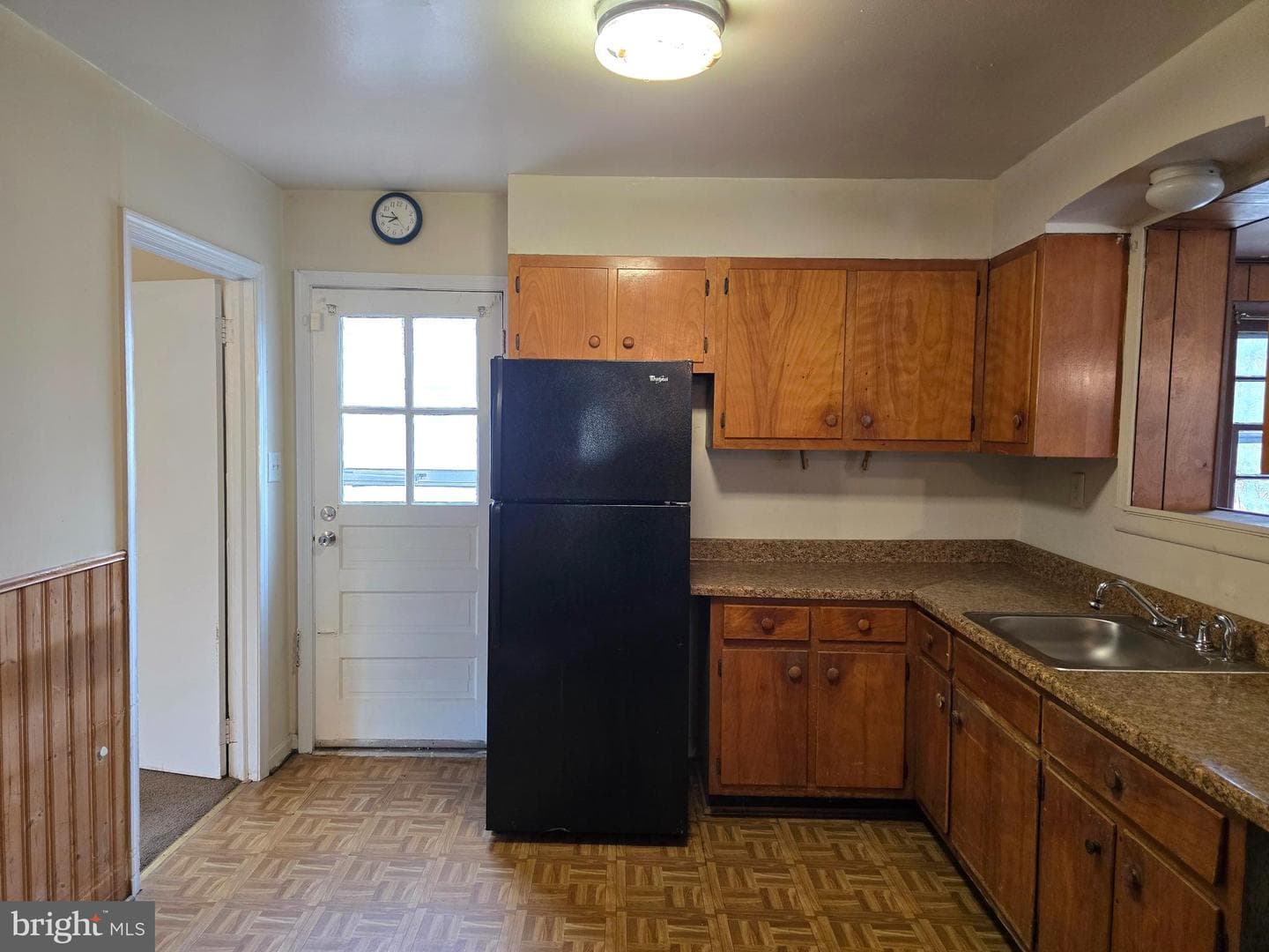 9709 Piscataway Road photo 4