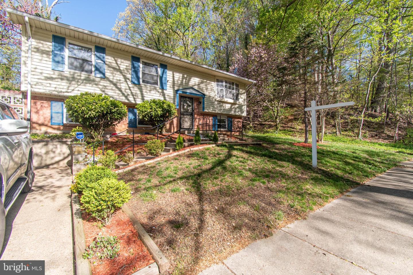 3701 Walnut Lane photo 2