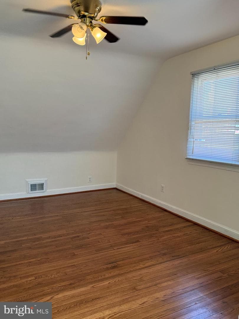 5529 Volta Avenue photo 11