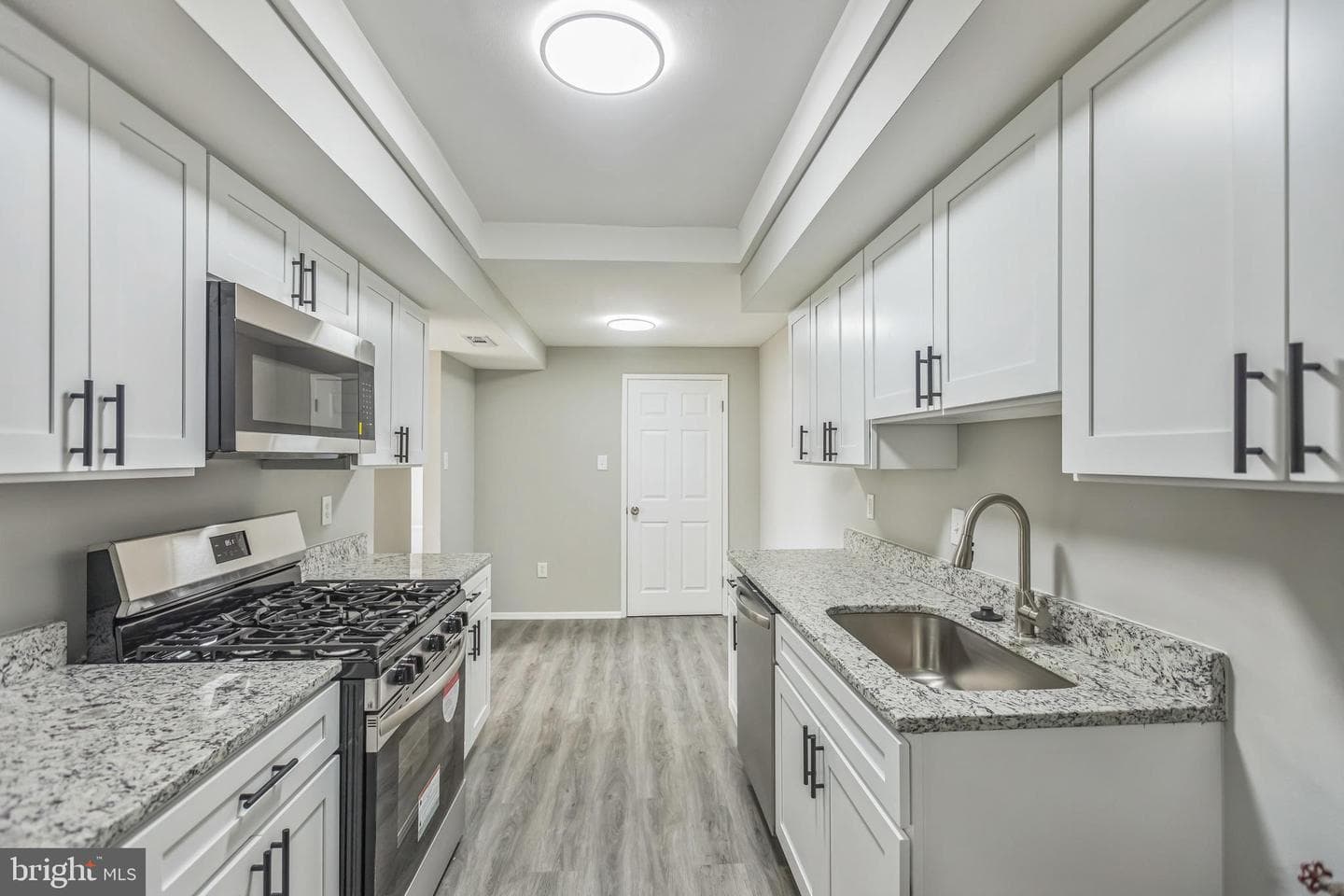 10224 Prince Place #12-307 photo 2