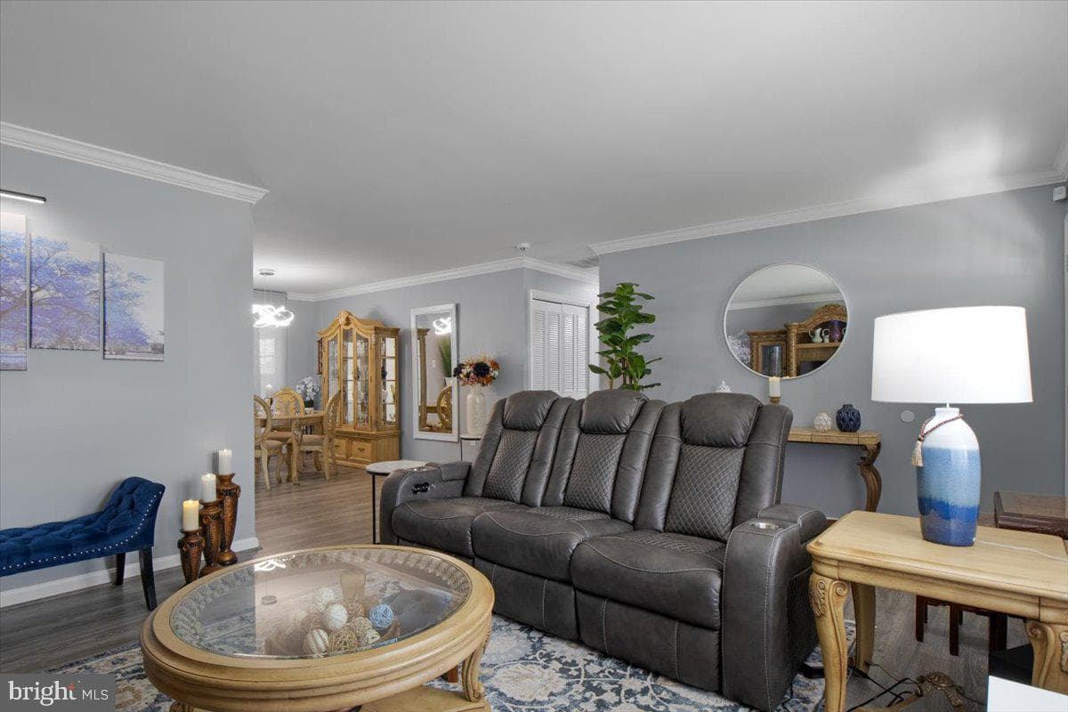 1111 Parkington Lane photo 8