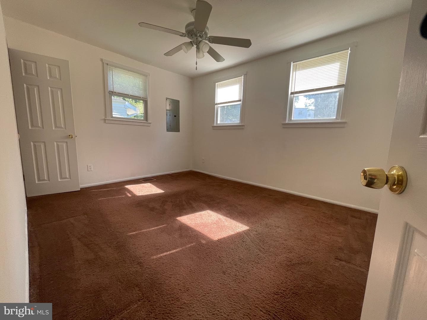5714 63rd Avenue photo 11