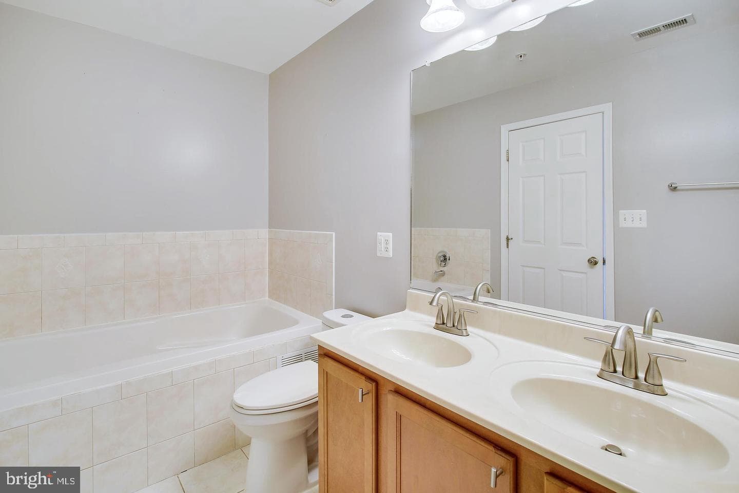 12909 Center Park Way photo 31