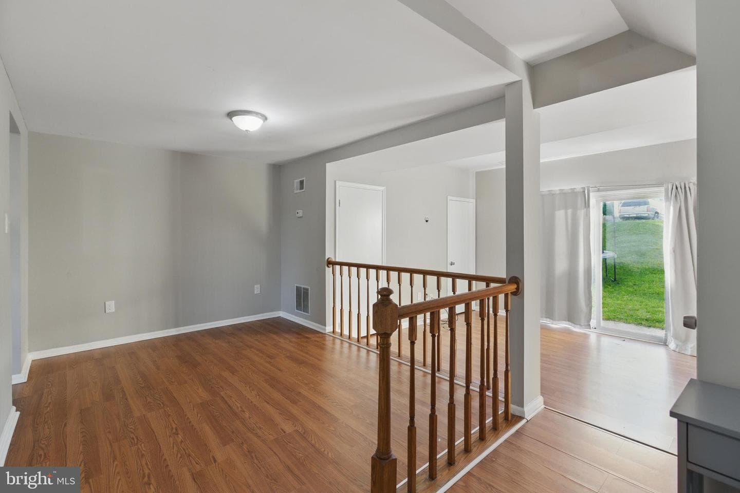 3014 South Grove photo 6