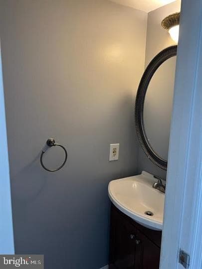 13843 Lord Fairfax Place photo 8