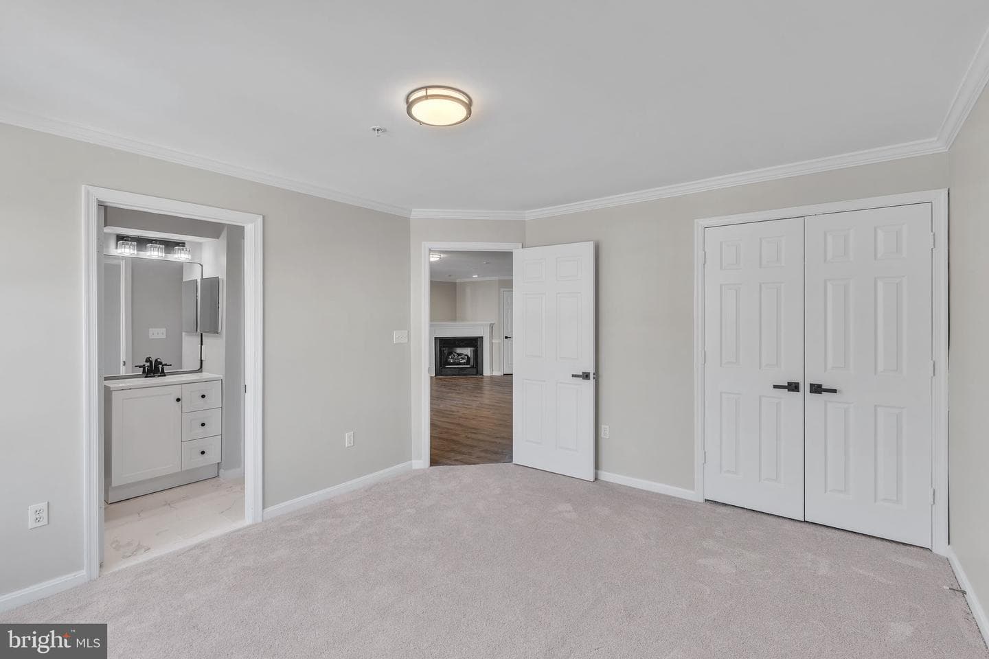3706 Excalibur Court #201 photo 13