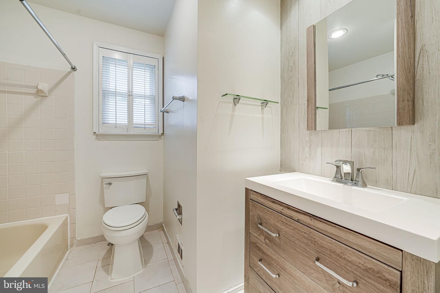 12211 Guinevere Place photo 12