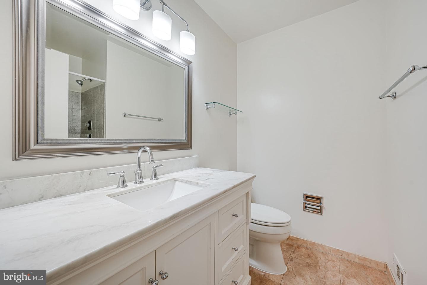 12211 Guinevere Place photo 14