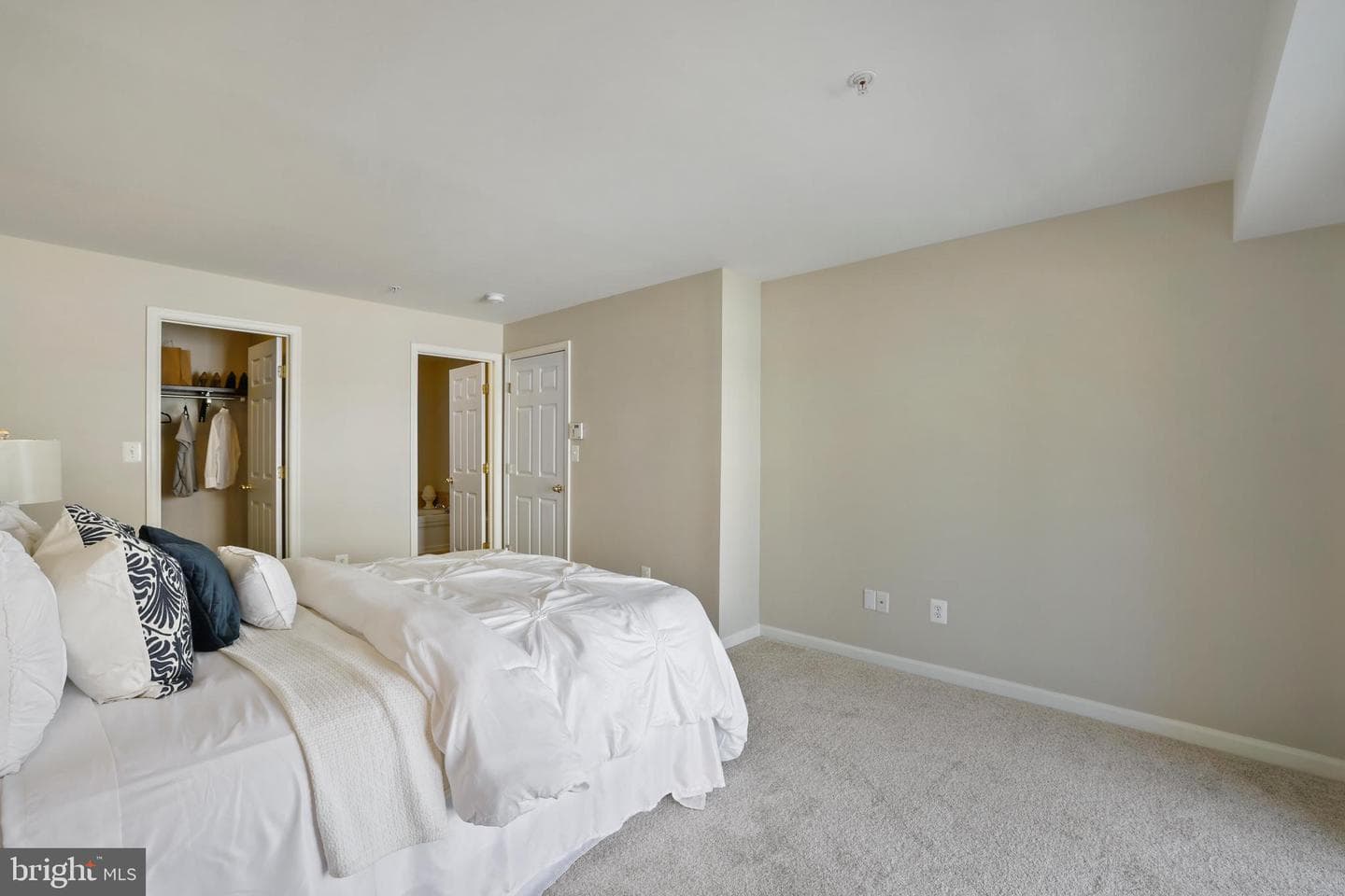 1007 Treeland Way #503 photo 17