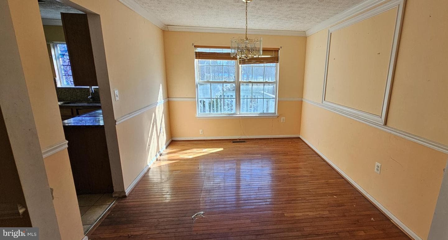 10909 Waco Drive photo 10