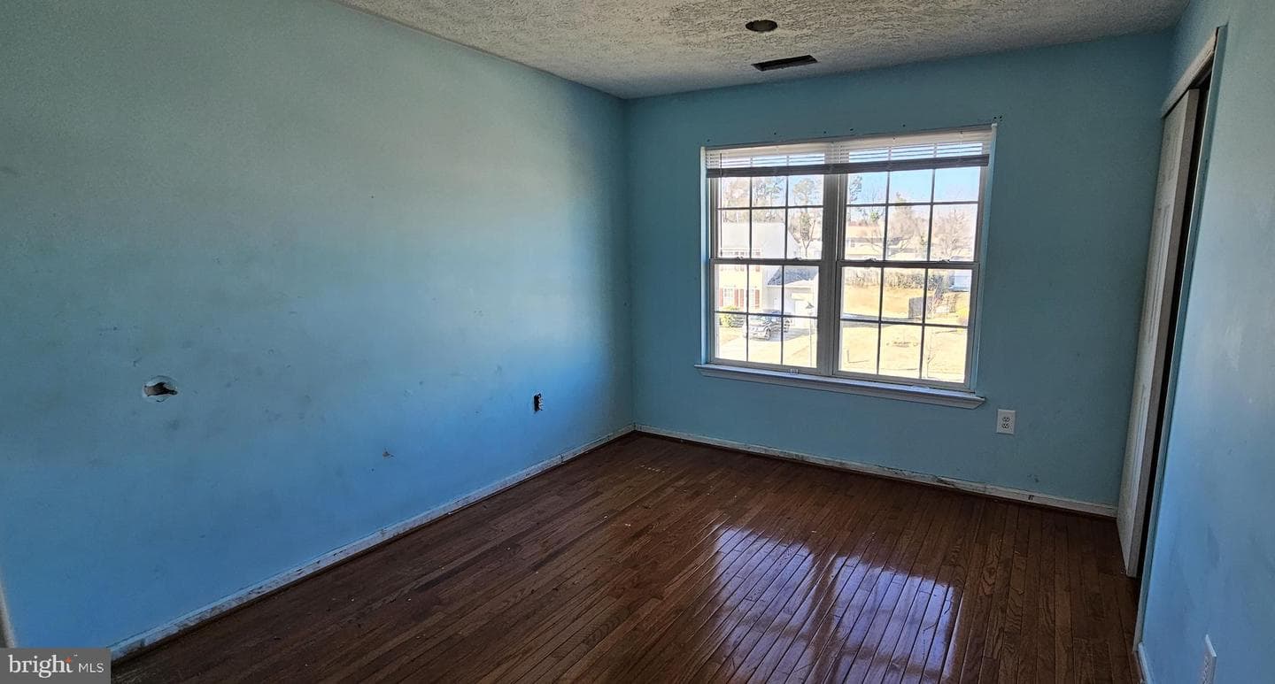 10909 Waco Drive photo 18