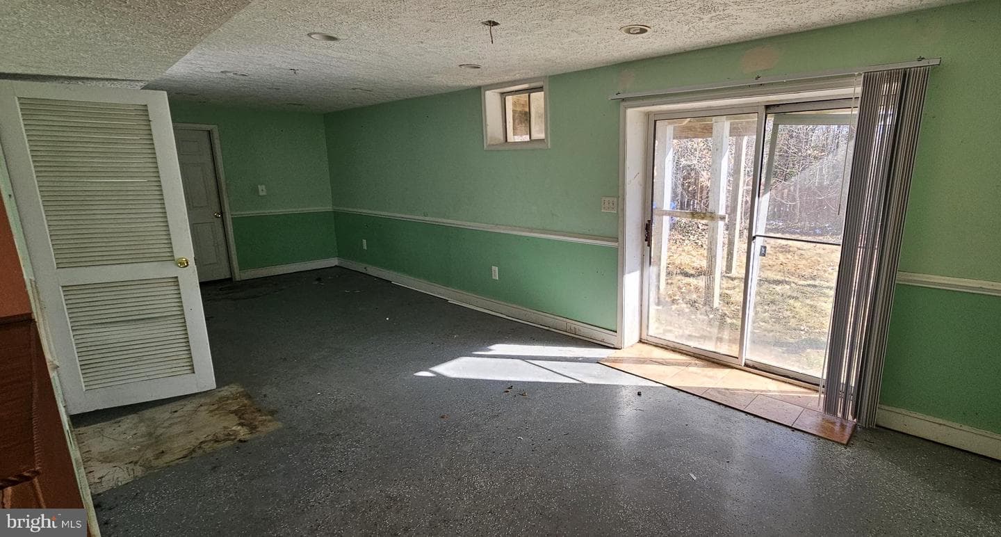 10909 Waco Drive photo 22
