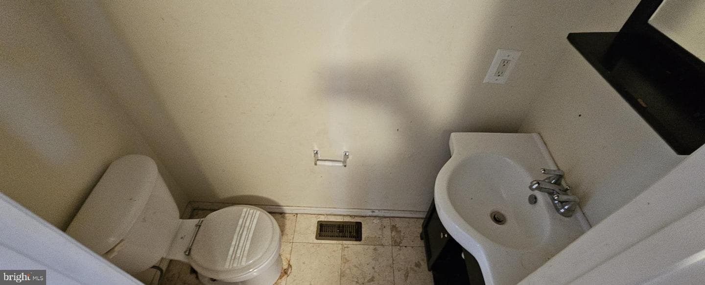 10909 Waco Drive photo 6