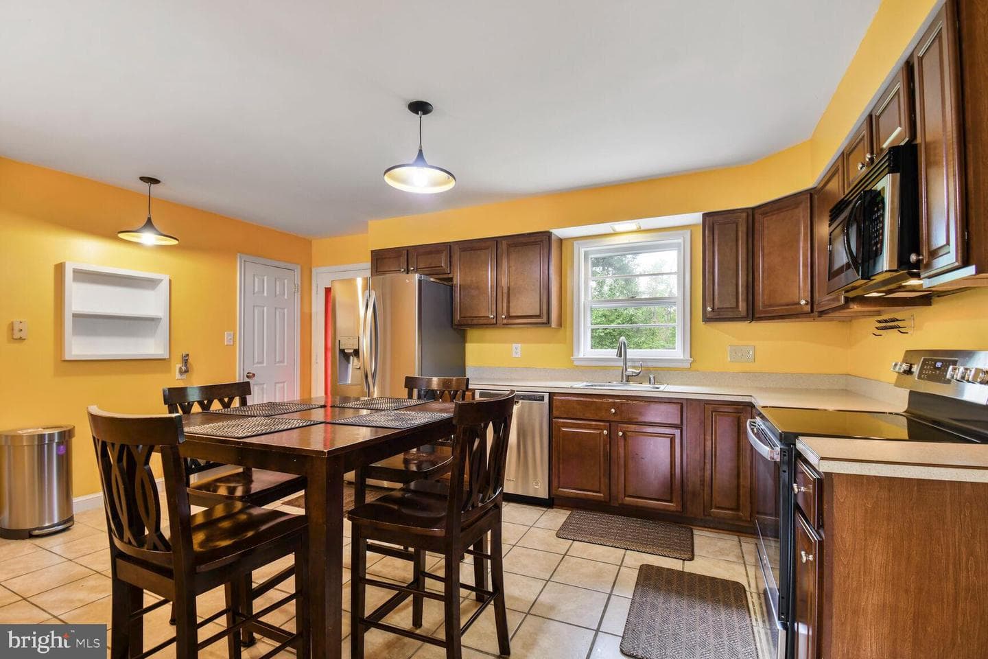 4014 Foreston Road photo 5