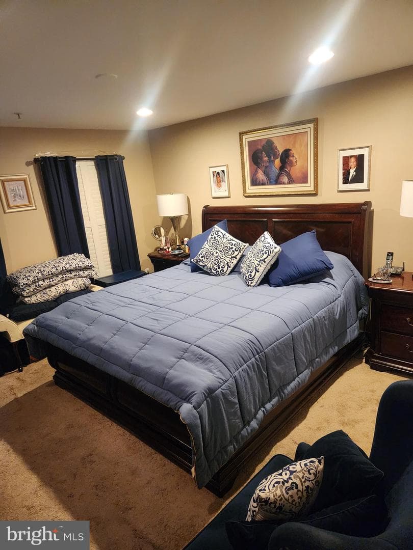 9304 Stream Valley Lane photo 14