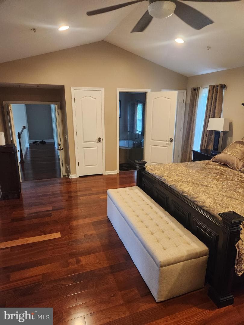 9304 Stream Valley Lane photo 16