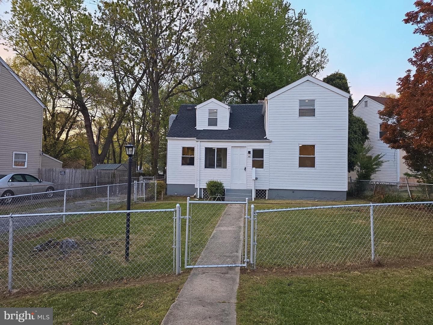 135 Seneca Drive photo 3