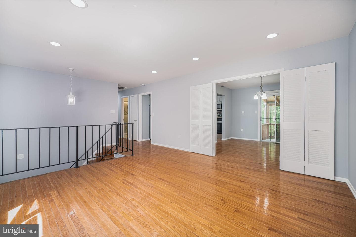12417 Parkton Street photo 6