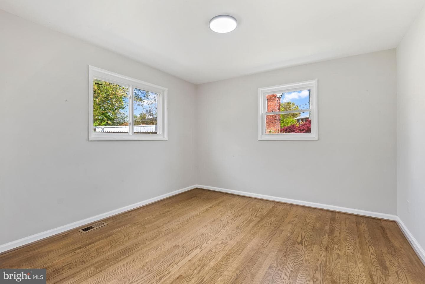 4007 28th Avenue photo 17