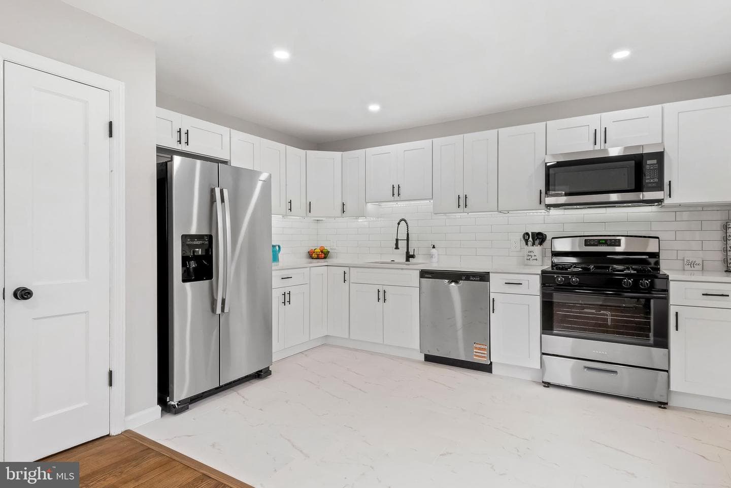 4007 28th Avenue photo 19