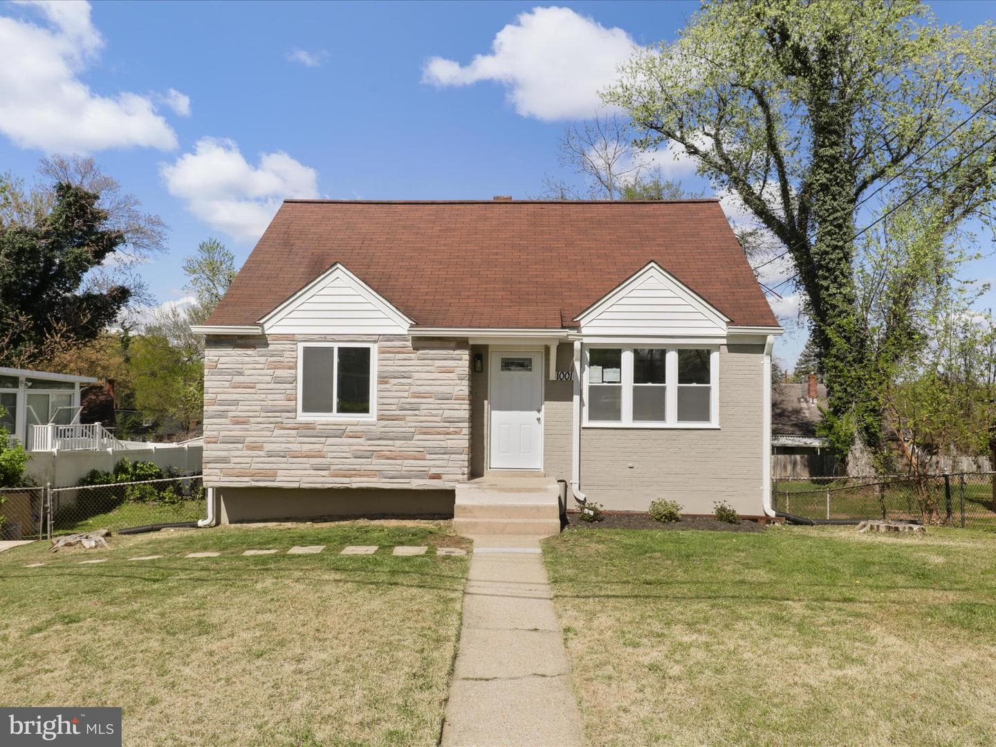 1001 Highview Drive